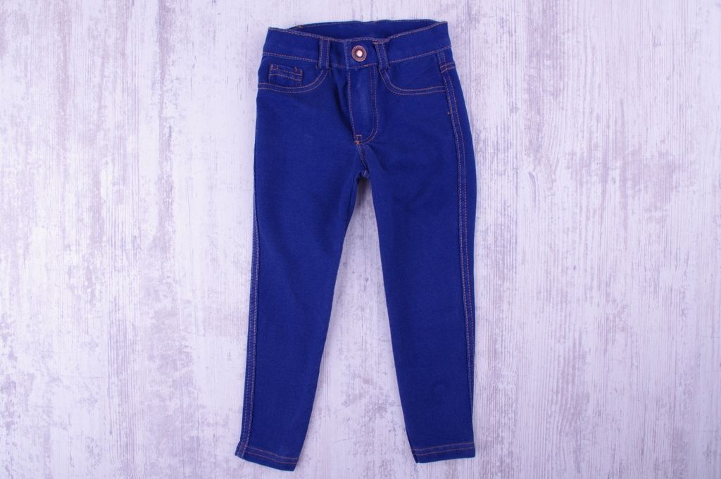 Knee-type trousers