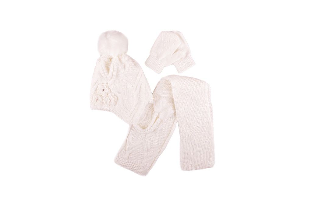 Set of shawl, hat and gloves