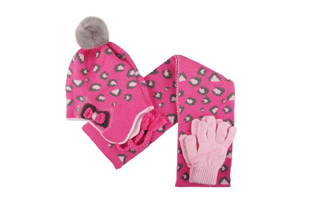 Set of shawl, hat and gloves