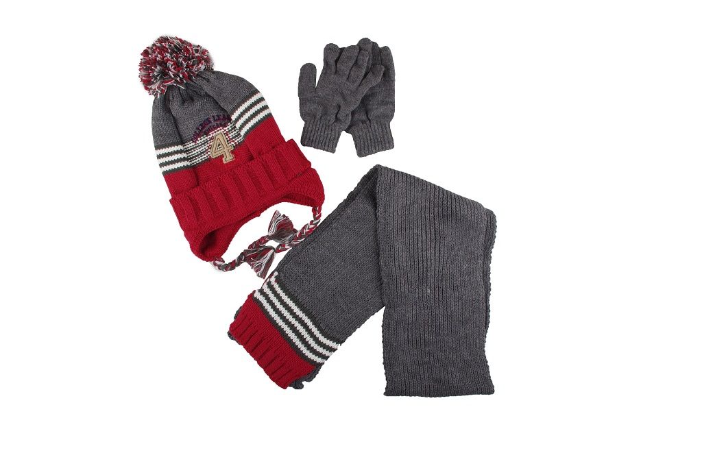 Set of shawl, hat and gloves