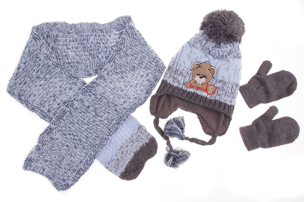 Set scarf, hat and boy gloves