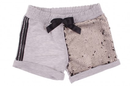 Short pants girl with reversing sequins