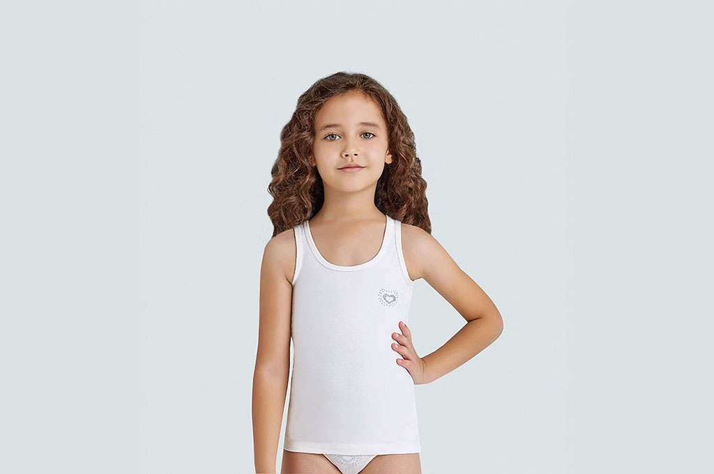 Tunic for a girl