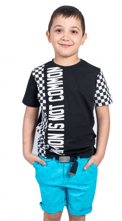 T-shirt boy