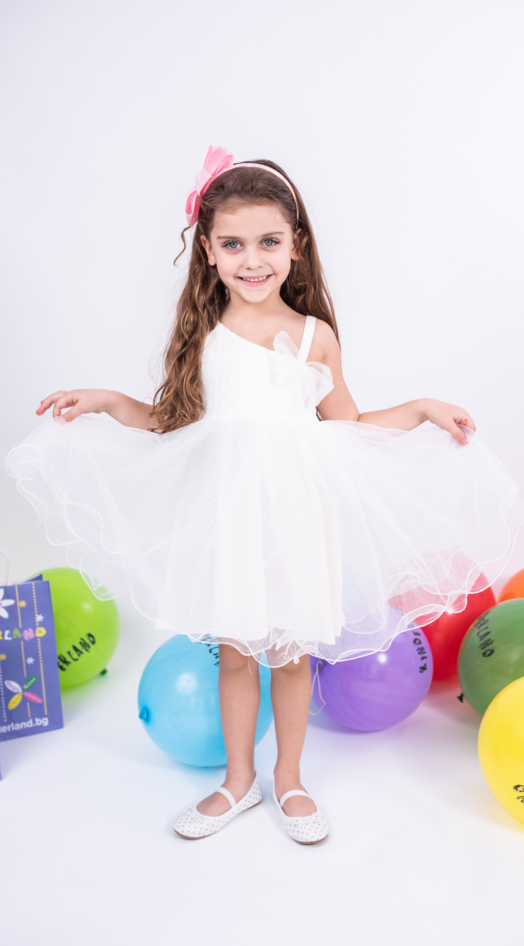 Dress with tulle