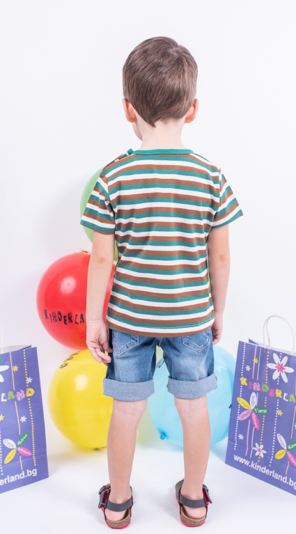 T-shirt boy