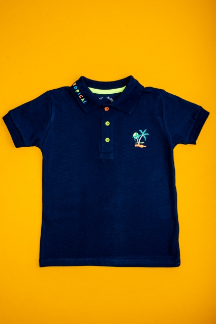 T-shirt boy