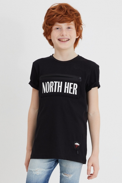 T-shirt boy