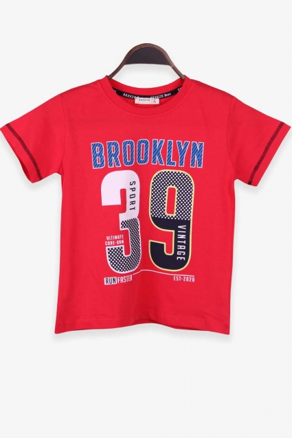 T-shirt boy