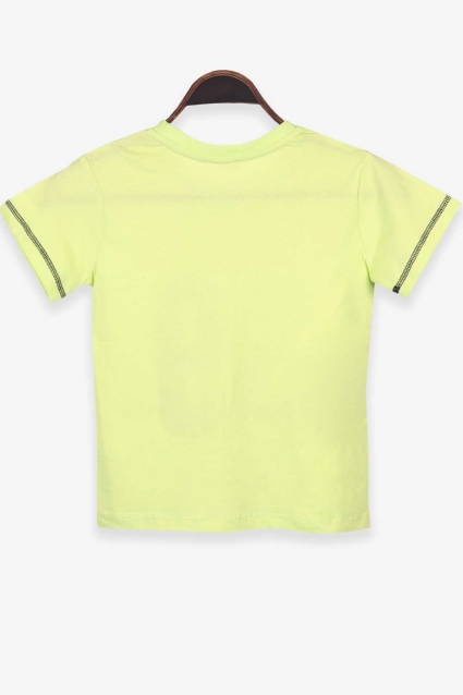 T-shirt boy