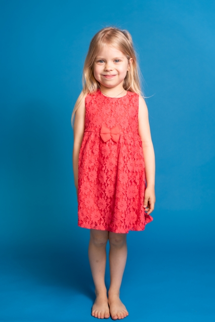 Dress with ribbon