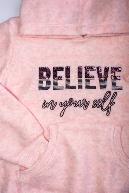 Sweatshirt girl