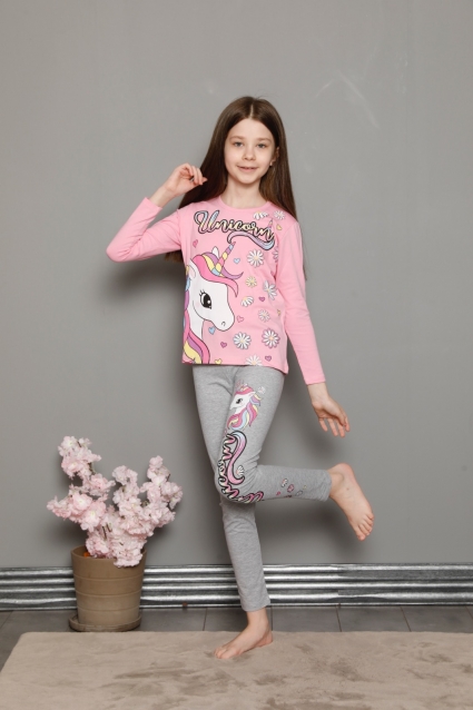 Long-sleeved girl pajamas