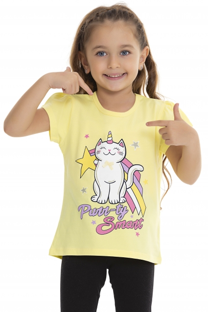 T-shirt girl