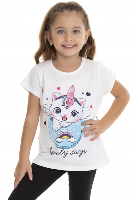 T-shirt girl