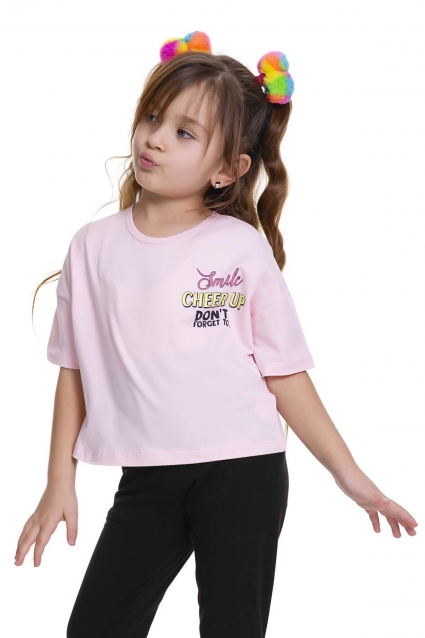 T-shirt girl