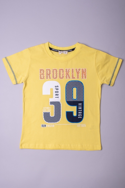 T-shirt boy