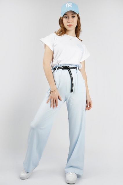 Pants girl with a belt