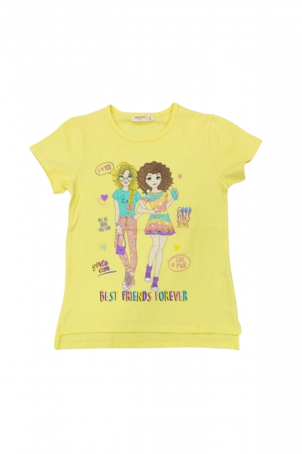 T-shirt girl