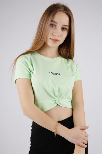 T-shirt girl