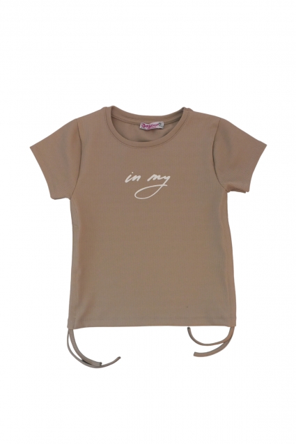 T-shirt girl with ties