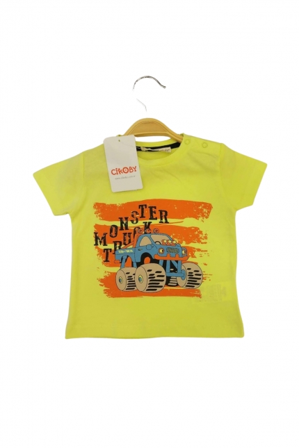 T-shirt boy
