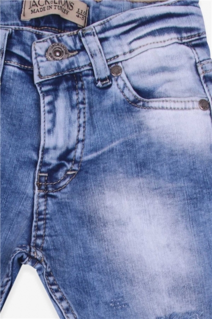 Ripped jeans
