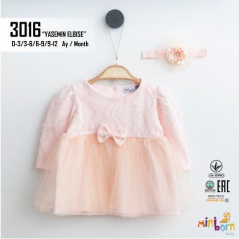 Long sleeve dress with ribbon