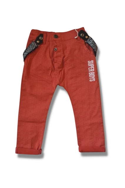 Boy`s trousers with suspenders