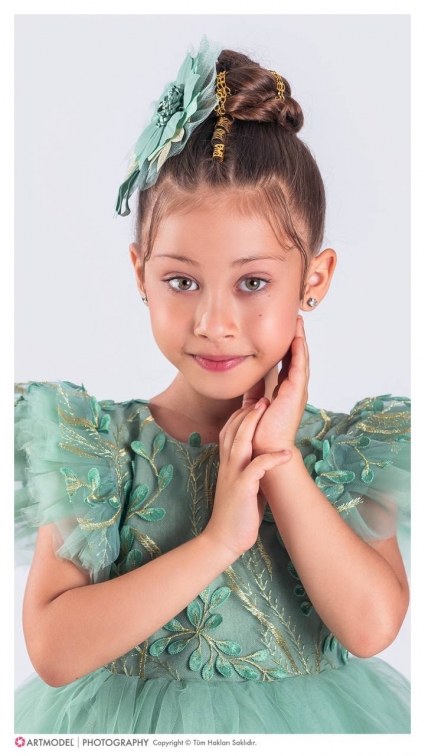 Детска официална рокля Princess, зелен цвят