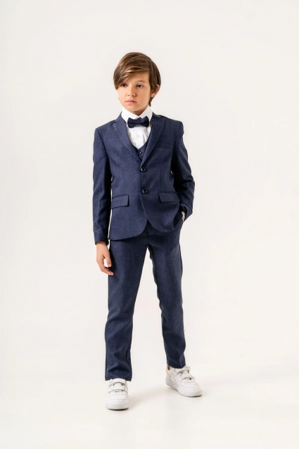 A baby suit for a 5 -piece boy, blue color