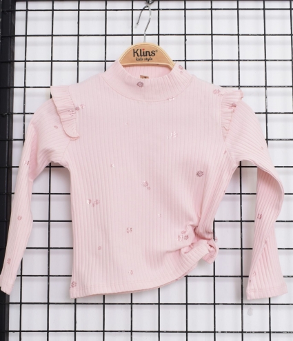A baby blouse for a long -sleeved girl, purple