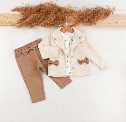 Children`s kit for a long -sleeved girl, brown color