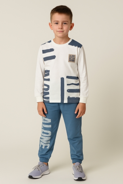 A baby set for a long -sleeved boy, blue color