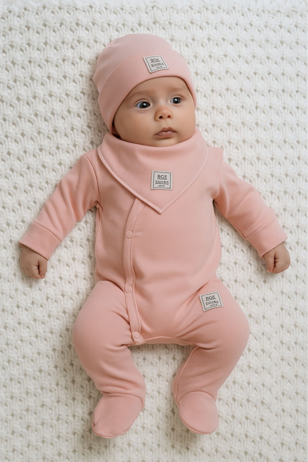 Baby overalls for a girl with a long sleeve with hat and bandan, pink color