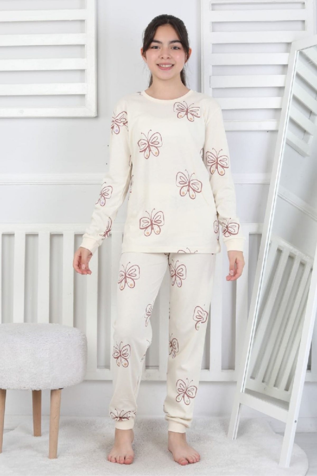Baby pajamas for a girl with a long sleeve, color ecru