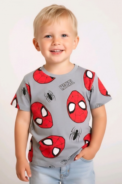 T-shirt boy
