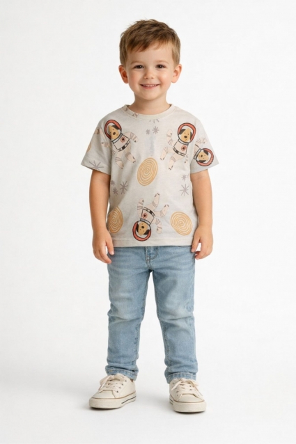 T-shirt boy