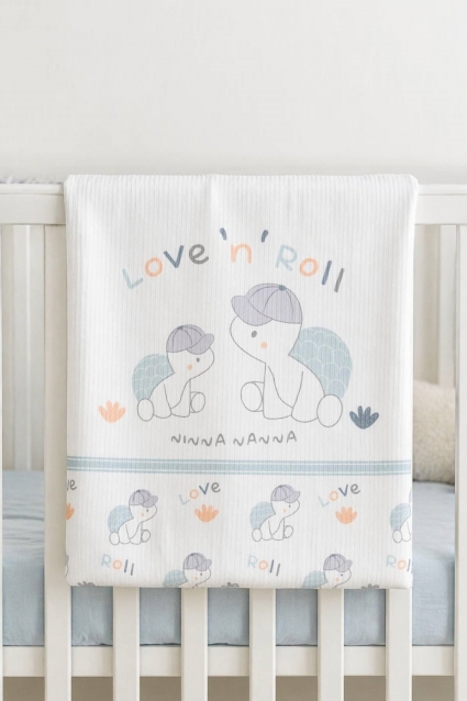 Baby diaper, blue color